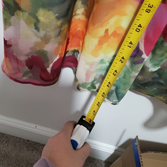 Vince Camuto Floral Water Colored Midi Dress 1X - Picture 7 of 9